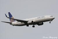 N66828 @ KRSW - United Flight 665 (N66828) arrives at Southwest Florida International Airport following flight from Chicago-O'Hare International Airport - by Donten Photography