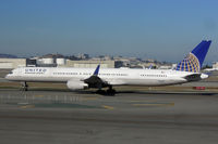 N56859 @ KSFO - At San Francisco - by Micha Lueck