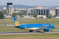 F-WZFJ @ LFBO - Airbus A350-941, Max reverse thrust landing rwy 14R, Toulouse-Blagnac Airport (LFBO-TLS) - by Yves-Q