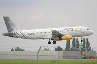 EC-LQN @ LFPO - Airbus A320-232, On final rwy 06, Paris-Orly airport (LFPO-ORY) - by Yves-Q