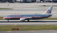 N913NN @ MIA - American - by Florida Metal