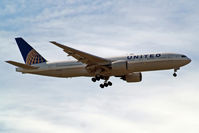 N777UA @ EGLL - Boeing 777-222 [26916] (United Airlines) Home~G 27/05/2015. On approach 27L. - by Ray Barber