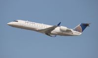 N926SW @ LAX - United Express - by Florida Metal
