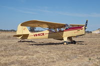 VH-KCR @ YECH - VH-KCR at the AAAA fly in Echuca 2015 - by Arthur Scarf