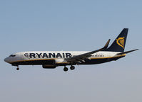 EI-EKY @ GCRR - Landing on Lanzarote airport - by Willem Göebel