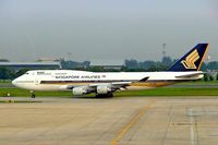 9V-SPH @ VTBD - Boeing 747-412 [26555] (Singapore Airlines) Bangkok-International~HS 12/11/2005 - by Ray Barber