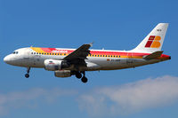 EC-HKO @ EDDH - Iberia (IBE/IB) - by CityAirportFan