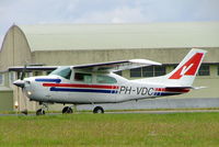 PH-VDC @ EGBP - R/Cessna FT.210M Turbo Centurion [210-62368] Kemble~G 11/07/2004 - by Ray Barber