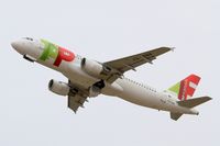 CS-TNV @ LFPO - Airbus A320-214, Take off rwy 24, Paris-Orly Airport (LFPO-ORY) - by Yves-Q