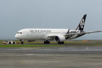 ZK-NZH @ NZAA - At Auckland - by Micha Lueck