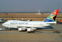ZS-SPE @ FAJS - Boeing 747SP-44 [21254] (South African Airways) Johannesburg Int~ZS 06/10/2003 - by Ray Barber