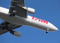 PT-MVV @ MCO - TAM A330 - by Florida Metal