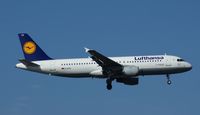 D-AIPA @ EDDL - Lufthansa, is here landing at Düsseldorf Int'l(EDDL) - by A. Gendorf