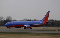 N8608N @ KFNT - Boeing 737-800 - by Mark Pasqualino