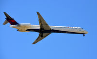 N902DE @ KCHS - Landing approach Charleston - by Ronald Barker