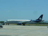 XA-ACT @ ZIH - AM ERJ-190-100LR - by Christian Maurer