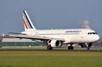 F-GKXT @ EHAM - Air France A320 arriving in AMS - by FerryPNL