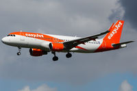 G-EZOV @ EDDH - EasyJet (EZY/U2) - by CityAirportFan