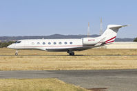 N47TR @ YSWG - AvWest (N47TR) Gulfstream Aerospace G-VI (G650) taxiing at Wagga Wagga Airport. - by YSWG-photography