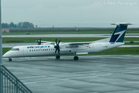 C-GVWE @ CYVR - Taxiing to domestic after landing. - by Remi Farvacque