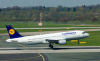 D-AIPE @ EDDL - Lufthansa, is here touching down RWY 05R at Düsseldorf Int'l(EDDL) - by A. Gendorf