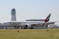 A6-EBG @ LOWW - Emirates B777-300ER @VIE - by Stefan Mager
