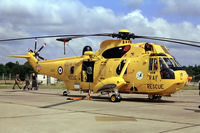 ZA105 @ EGVI - Westland WS.61 HAR.3 Sea King [WA886] (Royal Air Force) RAF Greenham Common~G 27/06/1981 - by Ray Barber
