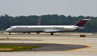 N949DL @ KATL - Landing Atlanta - by Ronald Barker