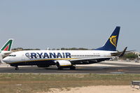 EI-DYR @ LMML - B737-800 EI-DYR Ryanair - by Raymond Zammit