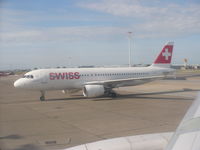 HB-JLR @ EDDH - Swiss A320 - by Christian Maurer