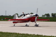 N372GM @ KDVN - At the Quad Cities Air Show