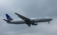 N659UA @ EGLL - United Airlines, is here approaching London Heathrow(EGLL) - by A. Gendorf