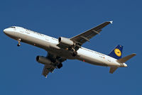 D-AISJ @ EGLL - Airbus A321-231 [3360] (Lufthansa) Home~G 21/01/2011. On approach 27R. - by Ray Barber