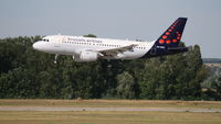 OO-SSG @ LHBP - Budapest Airport, Hungary - Landing - by Attila Groszvald-Groszi