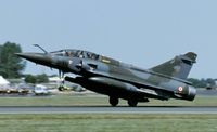626 @ EGVA - Arriving at the 1999 RIAT. - by kenvidkid