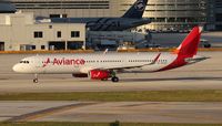 N692AV @ MIA - Avianca