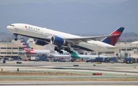 N701DN @ LAX - Delta