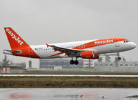 G-EZTR photo, click to enlarge G-EZTR photo, click to enlarge