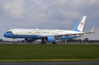 09-0017 @ EGUN - Boeing C-32 09-0017 lines up on Runway 29 as it departs from Mildenhall as SAM18n - by Steve Buckley