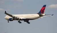 N814NW @ DTW - Delta - by Florida Metal