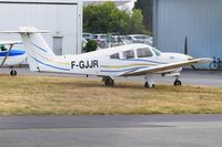 F-GJJR @ LFRN - Piper PA-28RT-201T Turbo Arrow IV, Rennes St Jacques flying club (LFRN-RNS) - by Yves-Q