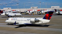 N920EV @ KATL - Taxi Atlanta - by Ronald Barker