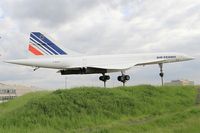 F-BVFF @ LFPG - Aerospatiale-British Aerospace Concorde (215), Preserved at Roissy Charles De Gaulle (LFPG - CDG) - by Yves-Q