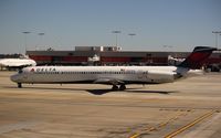 N927DA @ KATL - MD-88 - by Mark Pasqualino