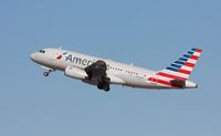 N825AW @ KLAX - Airbus A319 - by Mark Pasqualino