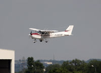 F-GEUB @ LFBO - Landing rwy 32R - by Shunn311