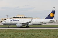 D-AIUW @ LMML - A320 D-AIUW Lufthansa - by Raymond Zammit