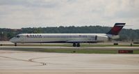N909DA @ ATL - Delta - by Florida Metal