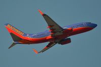 N290WN @ KLAS - Southwest B737 - by FerryPNL