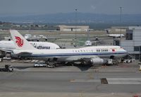 B-2481 @ KSFO - Boeing 747-89L